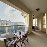 Beachfront 2Br - Private Beach In Palm Jumeirah