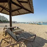 Beachfront 2Br - Private Beach In Palm Jumeirah