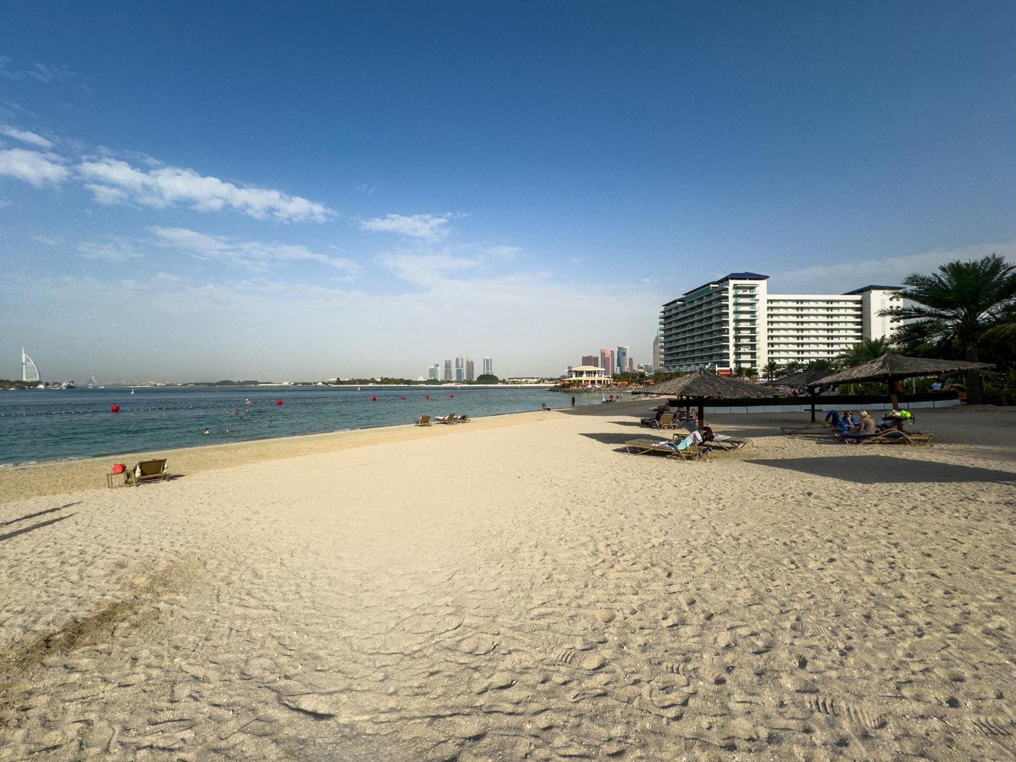 Beachfront 2br - Private In Palm Jumeirah * Dubai